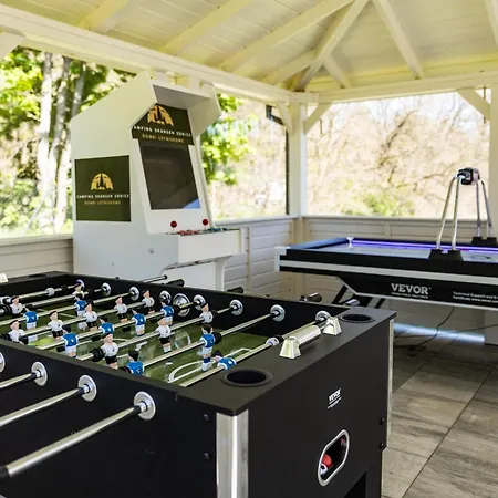 Domki-skansenzdbice - Letniskowy 3 펜션 Zdbice